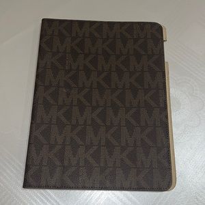 Michael Kors IPad Case🤎